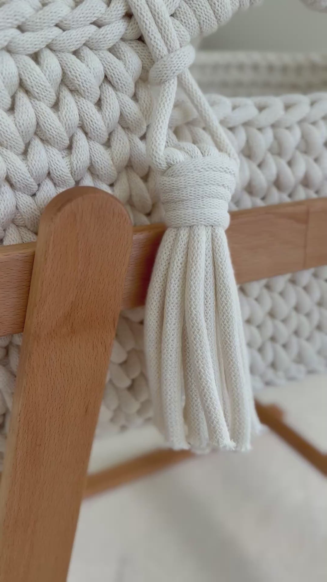 Video of Michèlaine Moses basket 